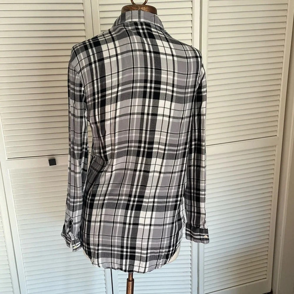 Express flannel plaid shirt button front black white gray oversized XS - Picture 2 of 10